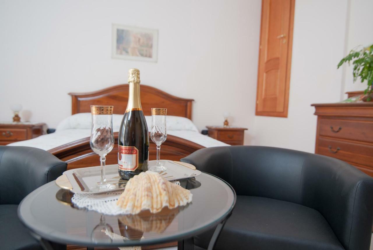 La Stella Del Sud Bed and Breakfast Vietri Εξωτερικό φωτογραφία